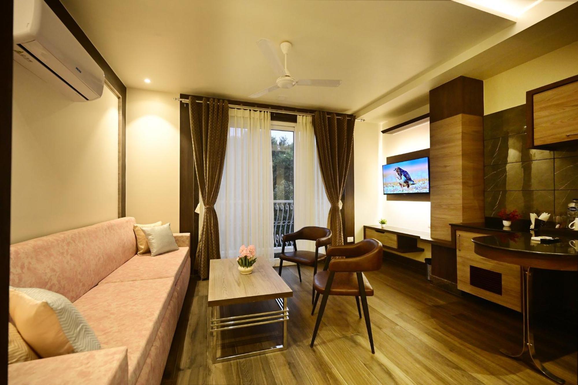 Hotel Coco Varanasi
