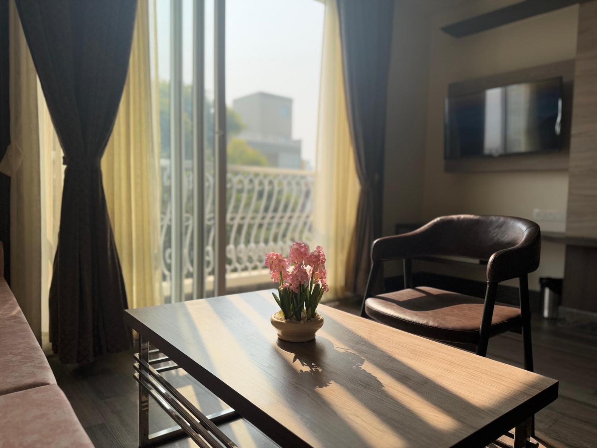 Coco Hotel Varanasi